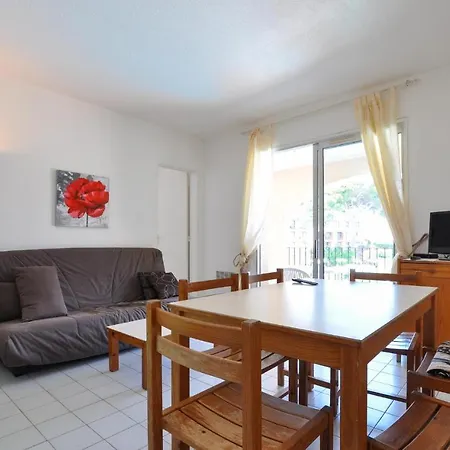2 Bedroom Front In Apartman Sainte-Maxime
